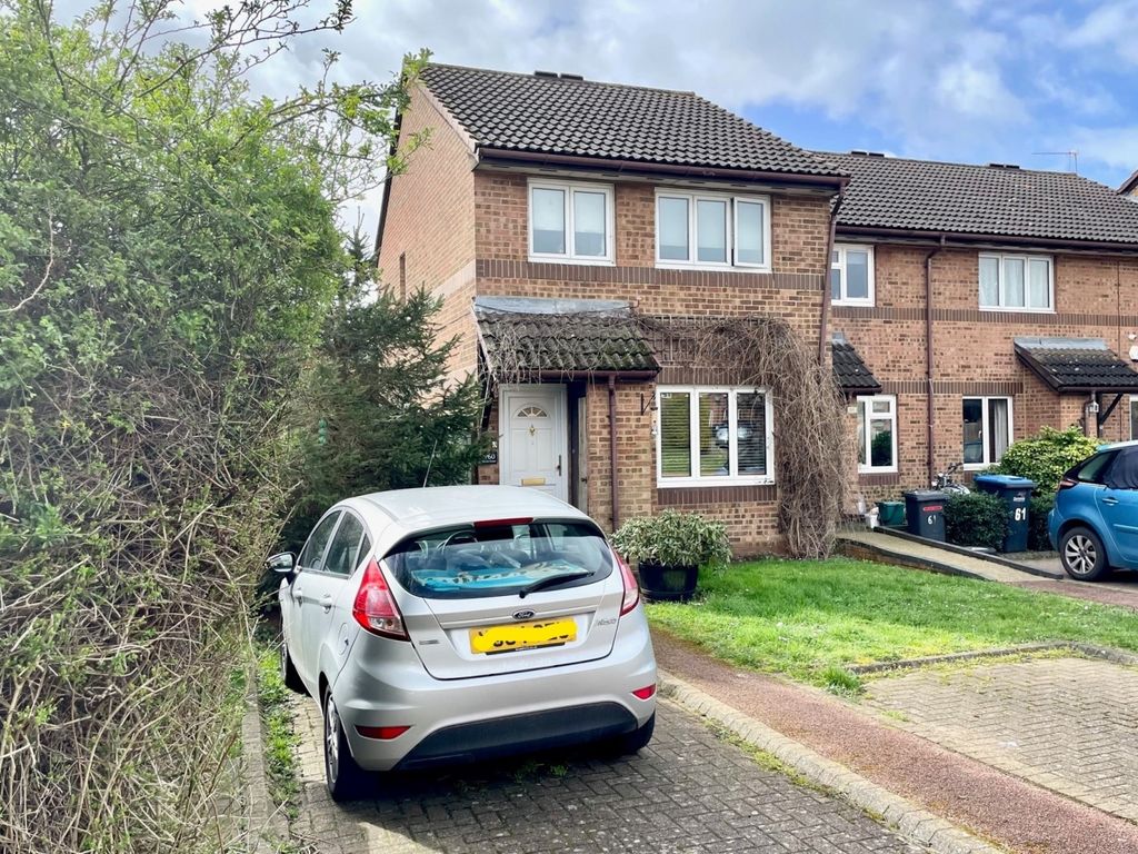 3 bed semidetached house for sale in Grove Court The Grove, Egham