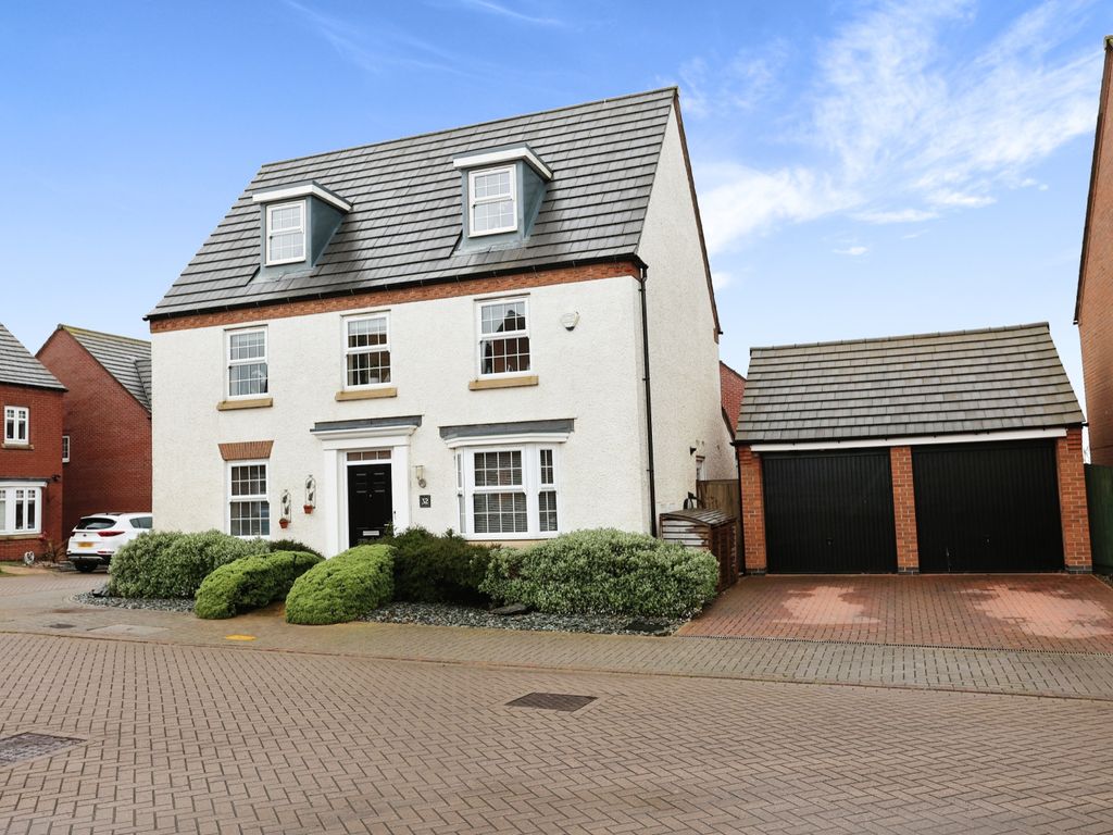 5 bed detached house for sale in Knaresborough Drive, Grantham NG31