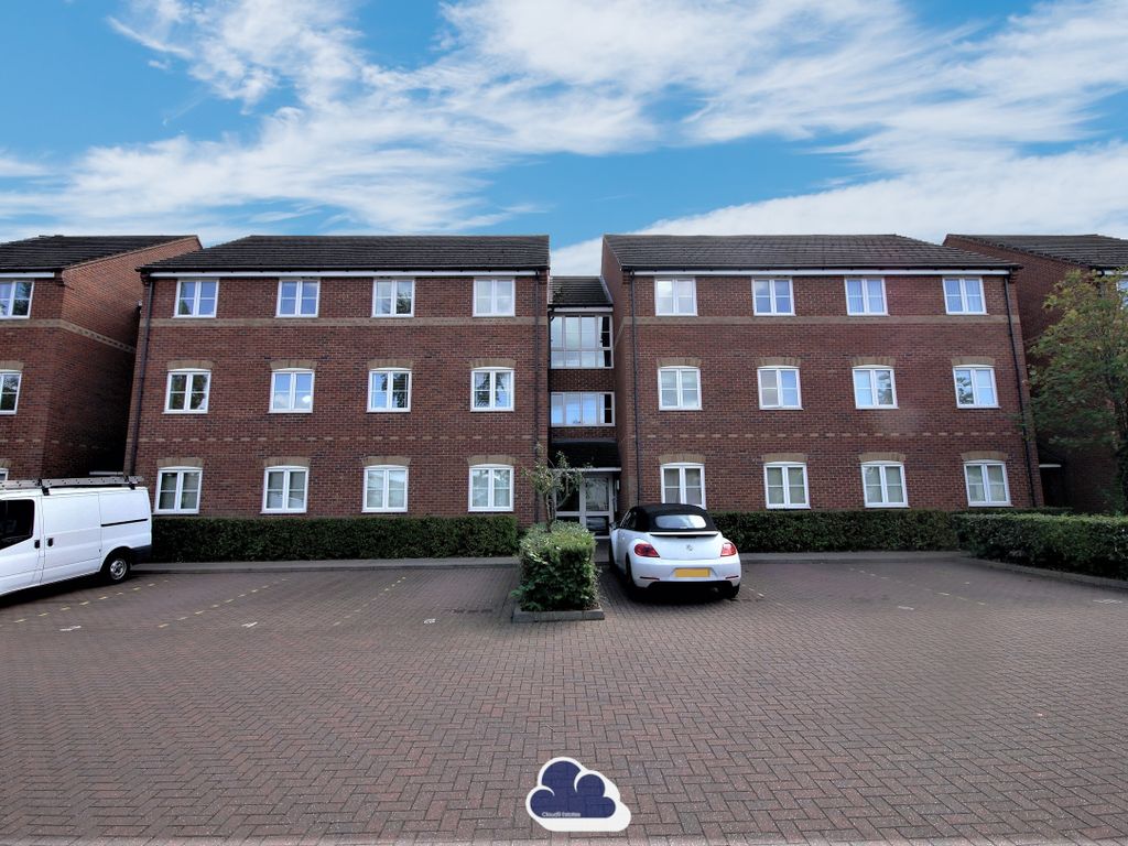 2 bed flat to rent in Sutton Court, Waterside, Coventry CV6, £850 pcm