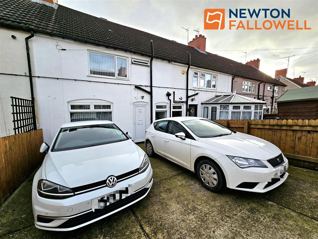 3 bed terraced house for sale in Eighth Avenue, Forest Town, Mansfield