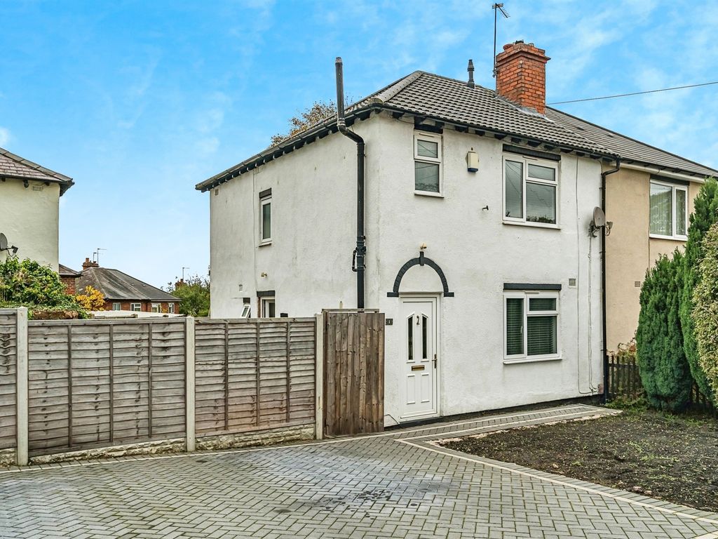 3 bed semidetached house for sale in Kings Avenue, Tividale, Oldbury