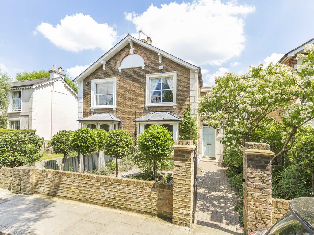 3 bed semidetached house for sale in Popes Avenue, Twickenham TW2, £