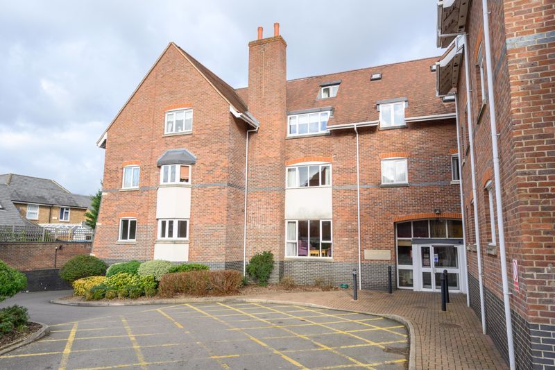 2 bed property to rent in Bridge Street, WaltonOnThames KT12 Zoopla