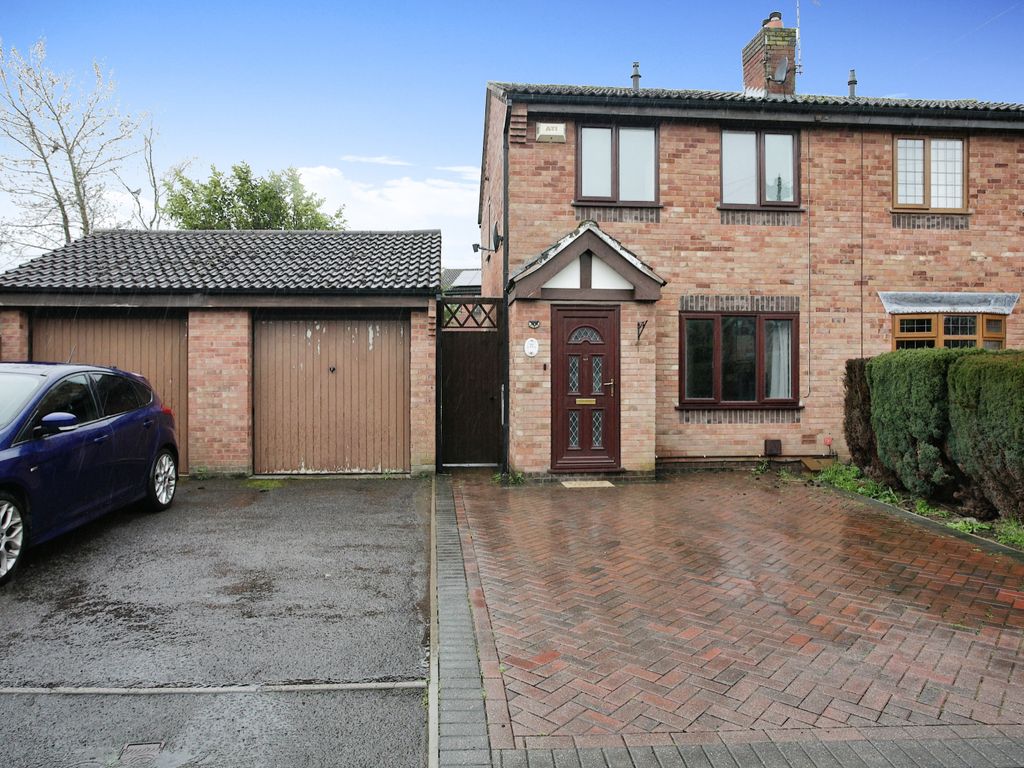 3 bed semidetached house for sale in Orford Rise, Nuneaton CV10 Zoopla