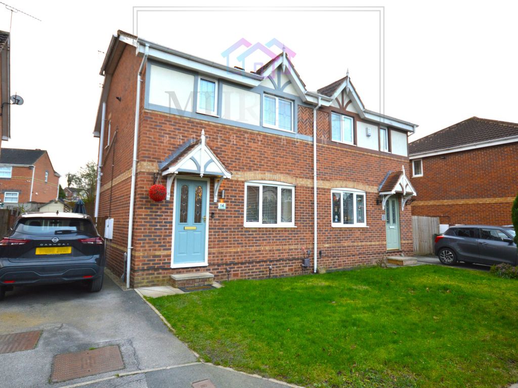 3 bed semidetached house for sale in Harvest Close, Pontefract WF8, £