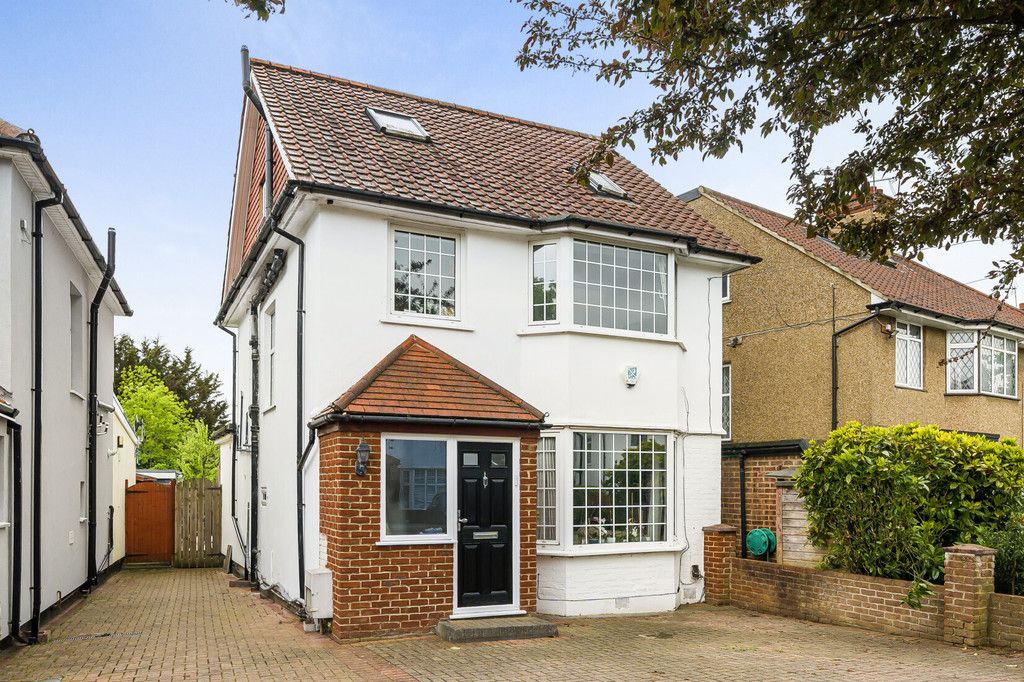 5 bed detached house for sale in Deans Way, Edgware HA8, £825,000 Zoopla