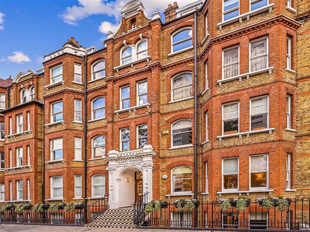 Luxborough Street, London W1U  