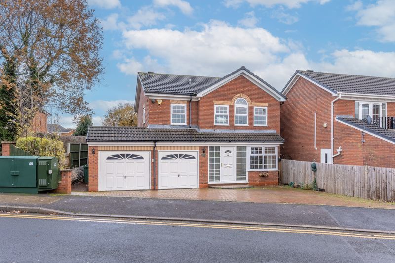 4 bed detached house for sale in Kingfisher Way, Apley, Telford TF1, £