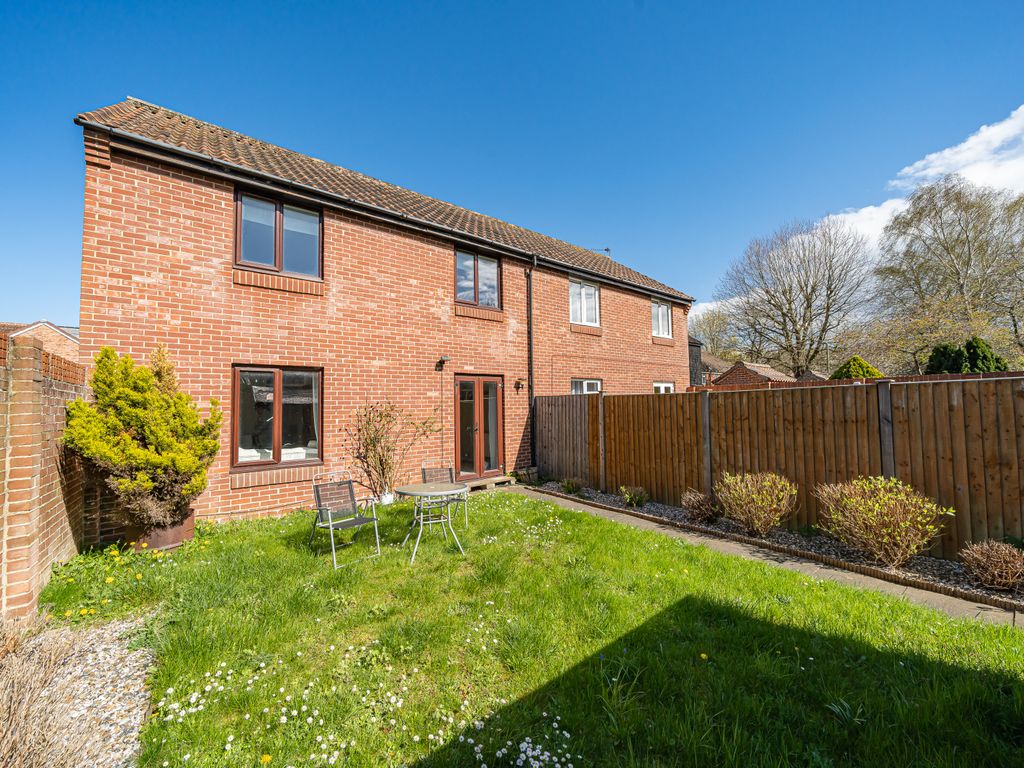 2 bed semidetached house for sale in Sherwood Avenue, Abingdon