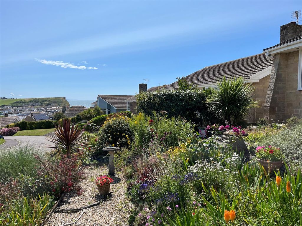 3 bed detached bungalow for sale in Brit View Road, West Bay, Bridport