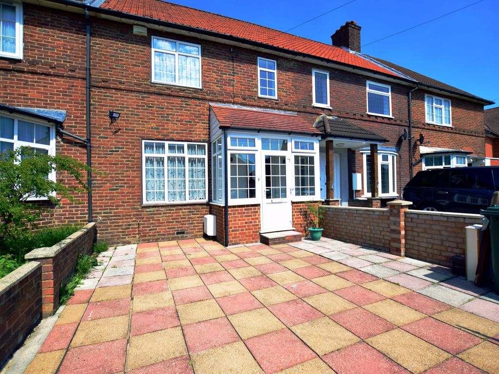 3 bed terraced house to rent in Deansbrook Road, Edgware HA8 Zoopla