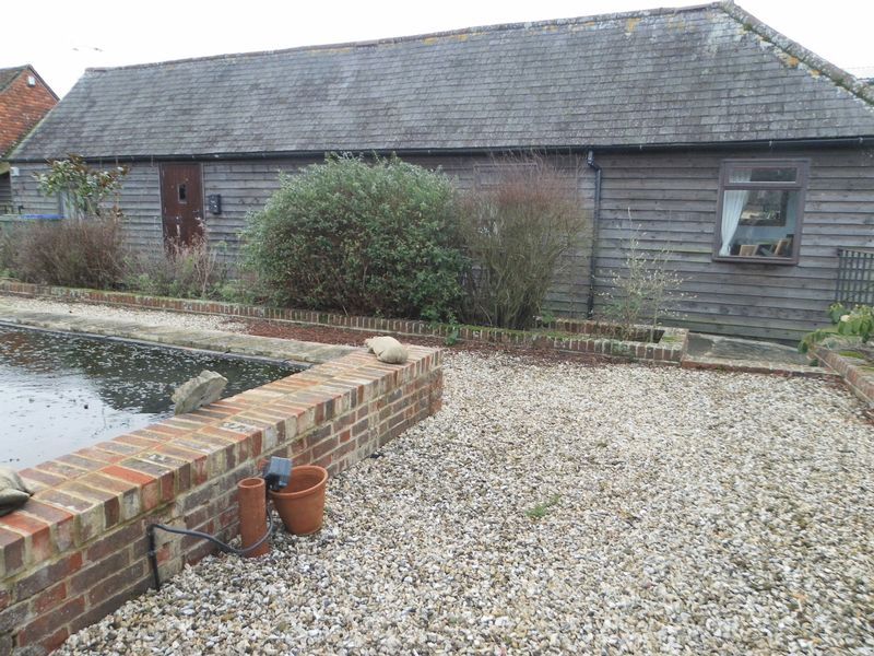 2 bed barn conversion to rent in Peppers Lane, Ashurst, Steyning BN44