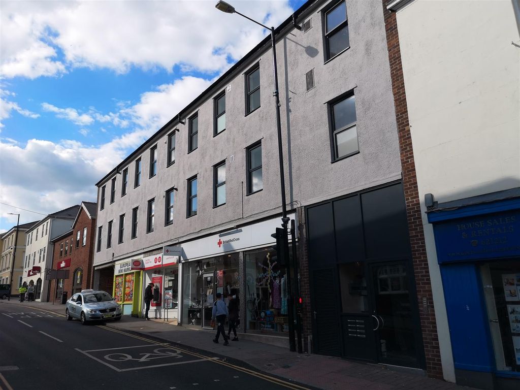 2 bed flat to rent in The Gables, Bridge Street, Chepstow NP16 Zoopla