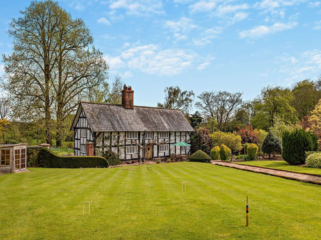 3 bed detached house for sale in Stone House Lane, Peckforton