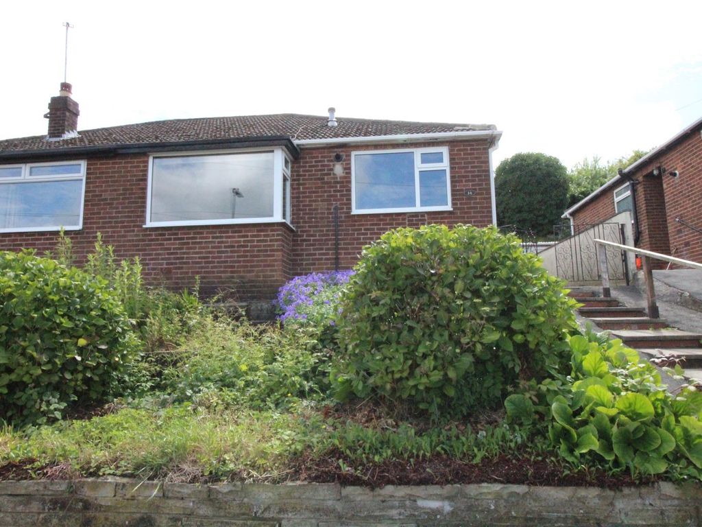 2 bed semidetached bungalow for sale in Craven Drive, Gomersal