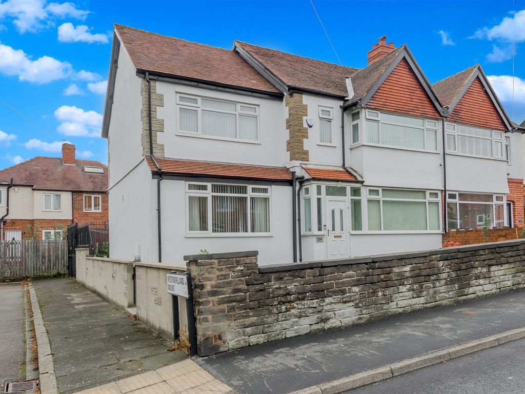 4 bed semidetached house for sale in Waterloo Lane, Bramley, Leeds