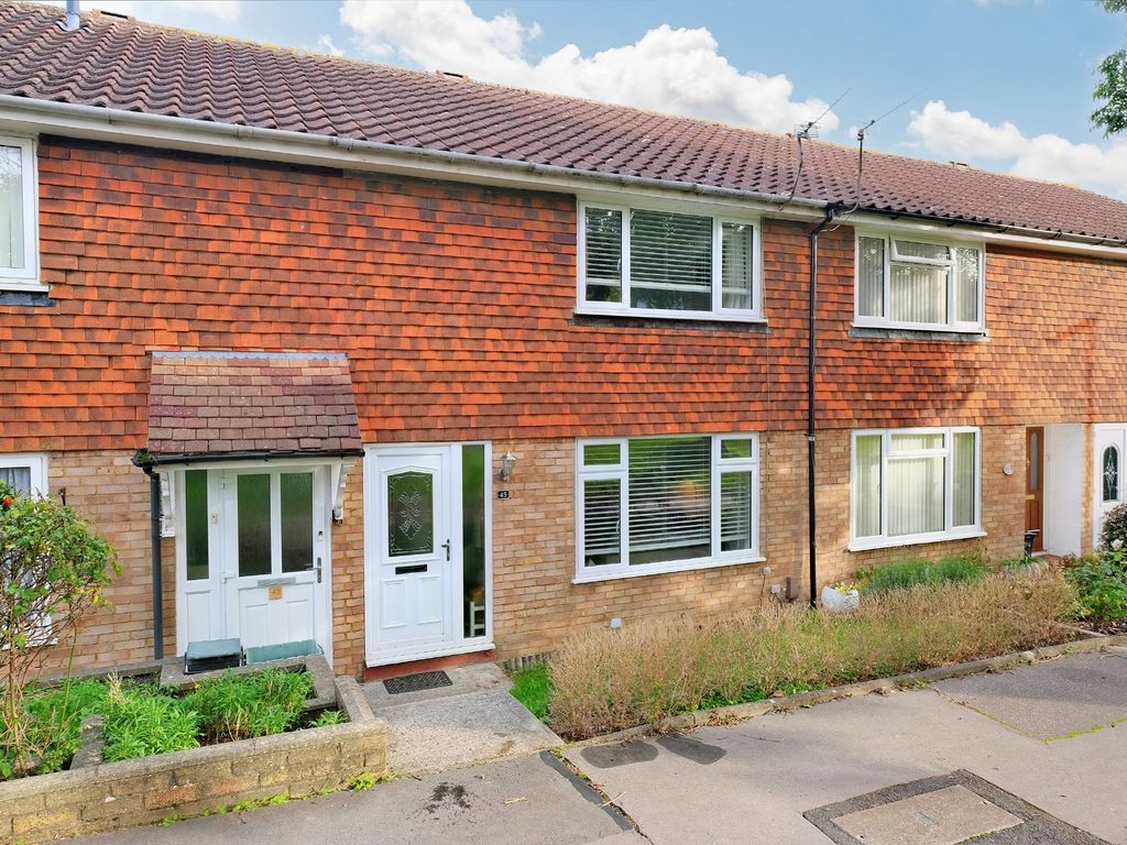 2 bed terraced house for sale in Southfleet Road, Farnborough