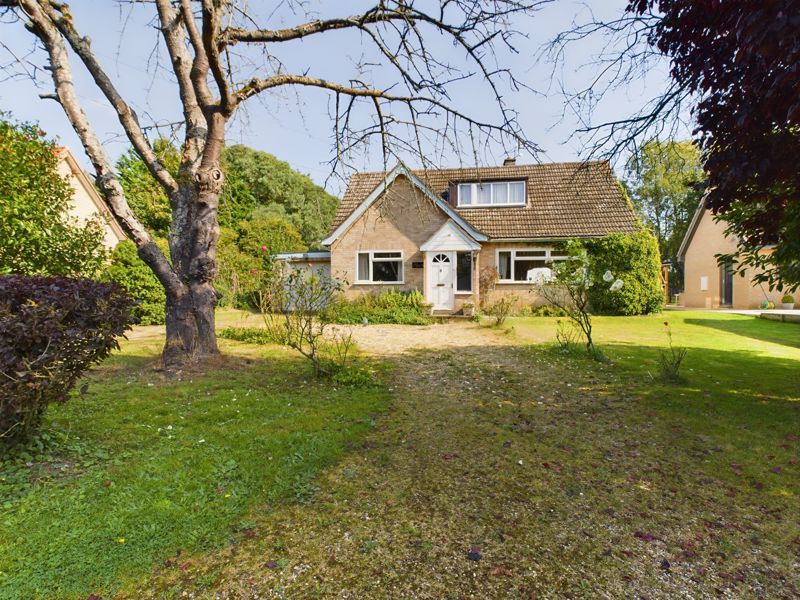 3 bed property for sale in Hollow Lane, Thurston, Bury St. Edmunds IP31