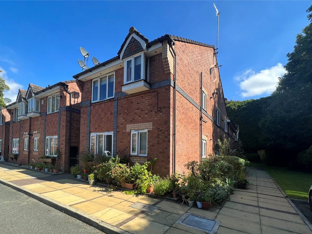 2 bed flat to rent in Clay Cross Road, Liverpool, Merseyside L25, £850