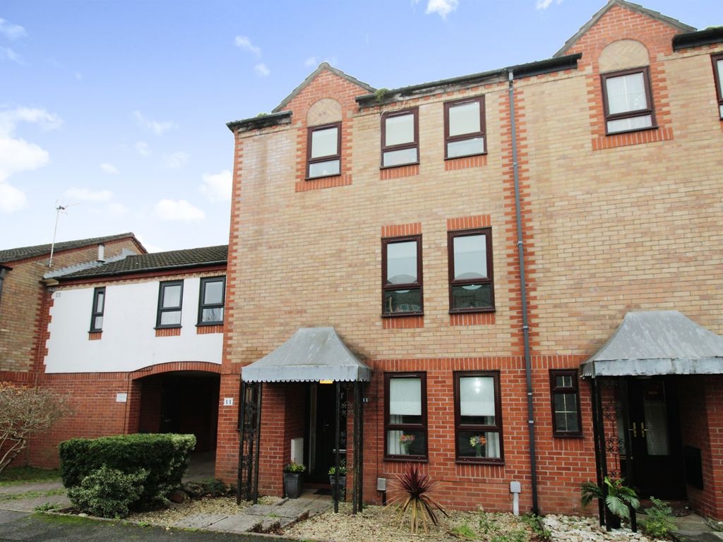 4 bed town house for sale in Walton Place, Cardiff CF11 Zoopla