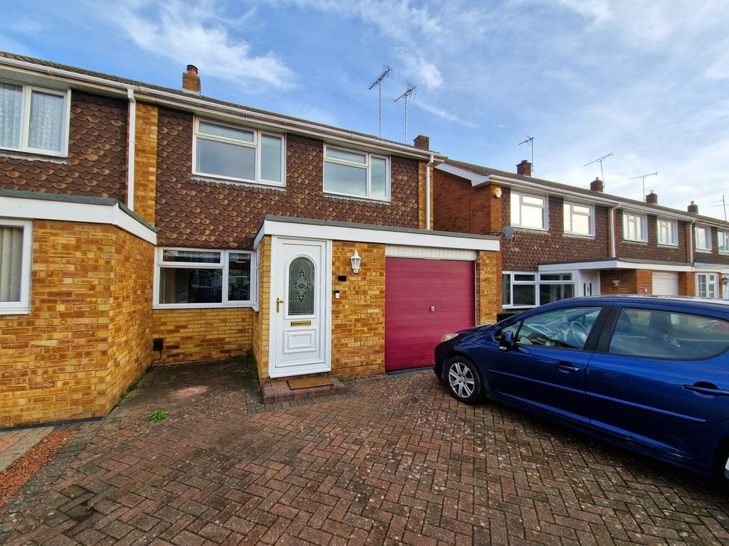 3 bed property to rent in Andover Close, Luton LU4 Zoopla