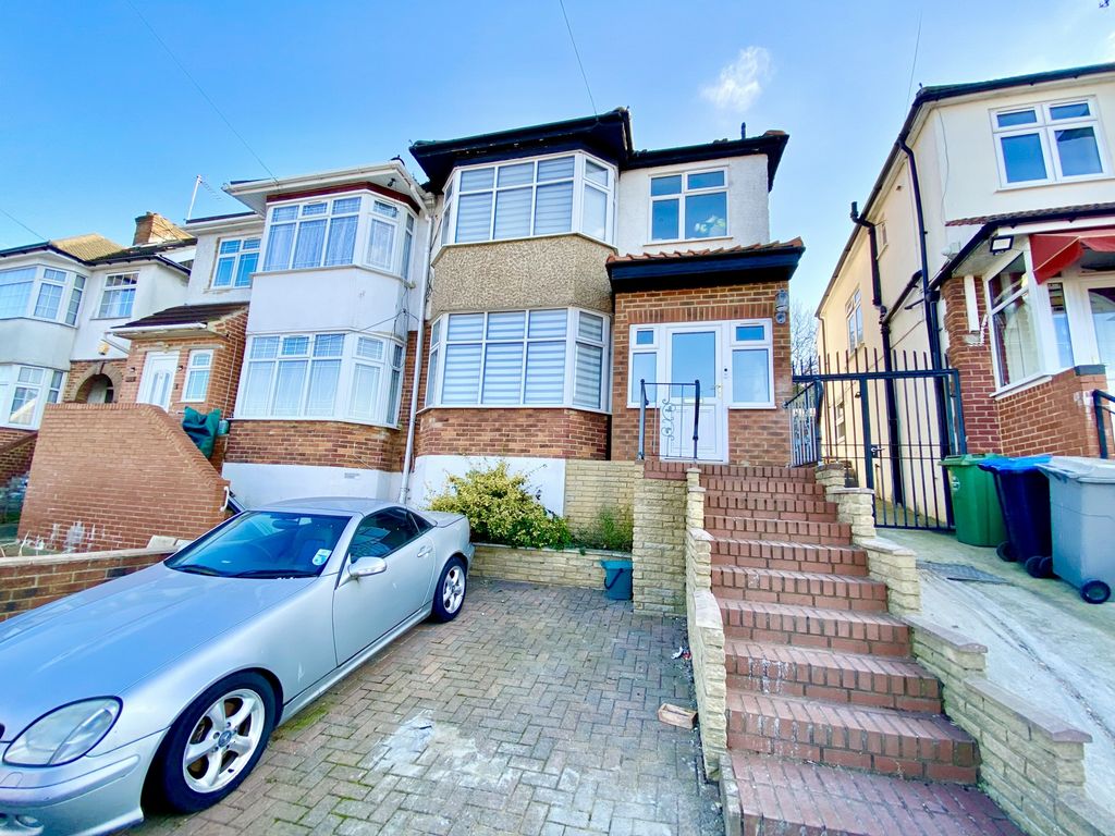 4 bed semidetached house for sale in Grove Crescent, Colindale NW9