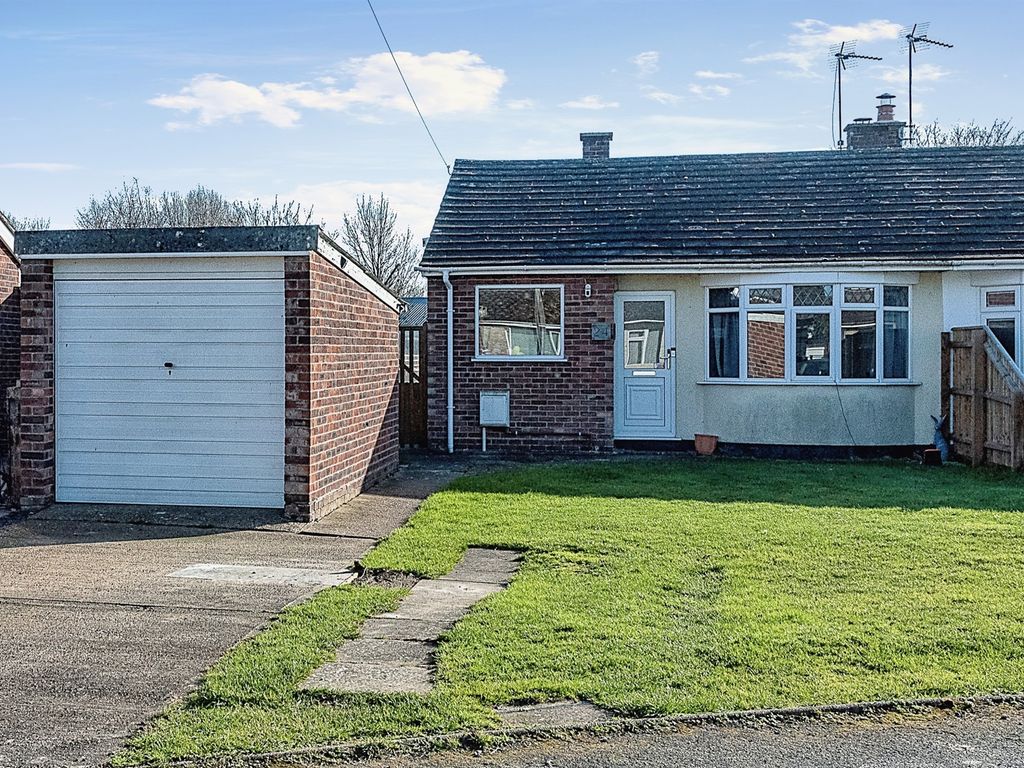 2 bed semidetached bungalow for sale in Sycamore Road, Stowupland