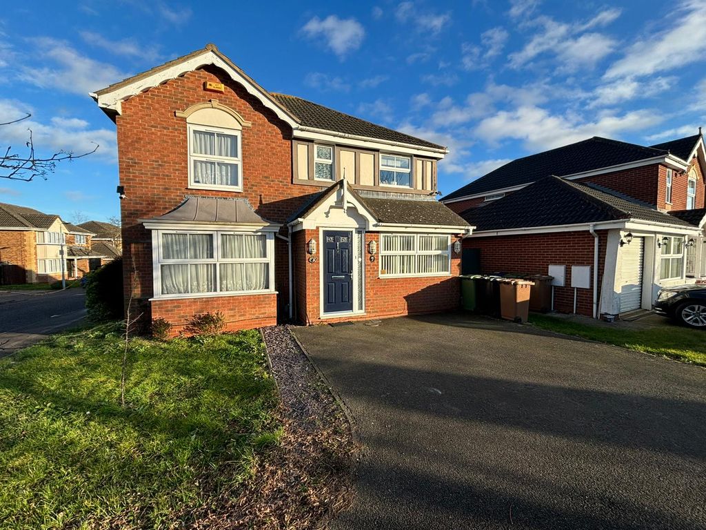 4 bed detached house for sale in Framlingham Road, Peterborough PE2, £