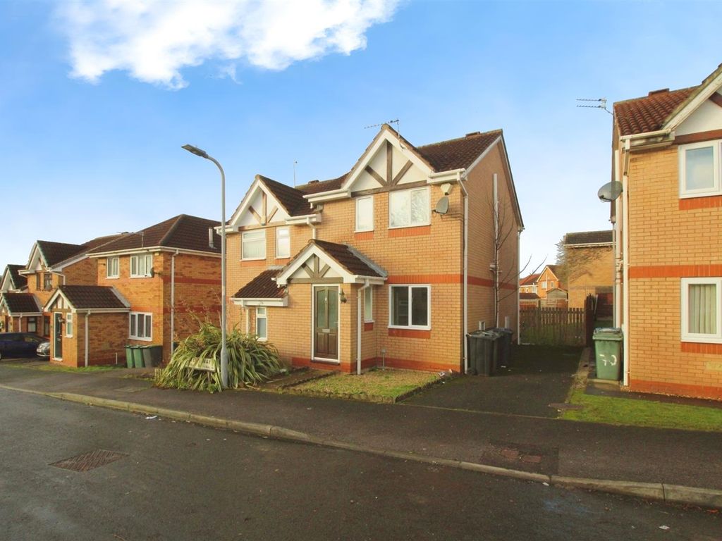 2 bed semidetached house for sale in Drovers Way, Bradford, West