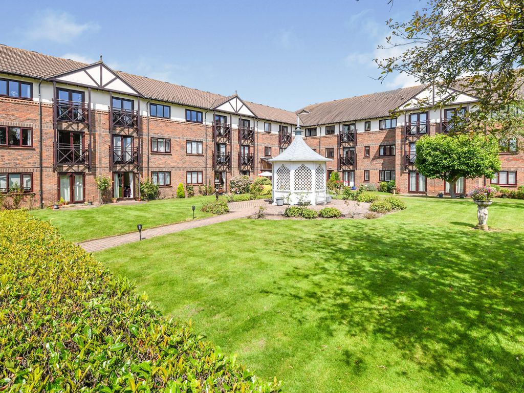 Ravenscourt, Sawyers Hall Lane, Brentwood, Essex CM15