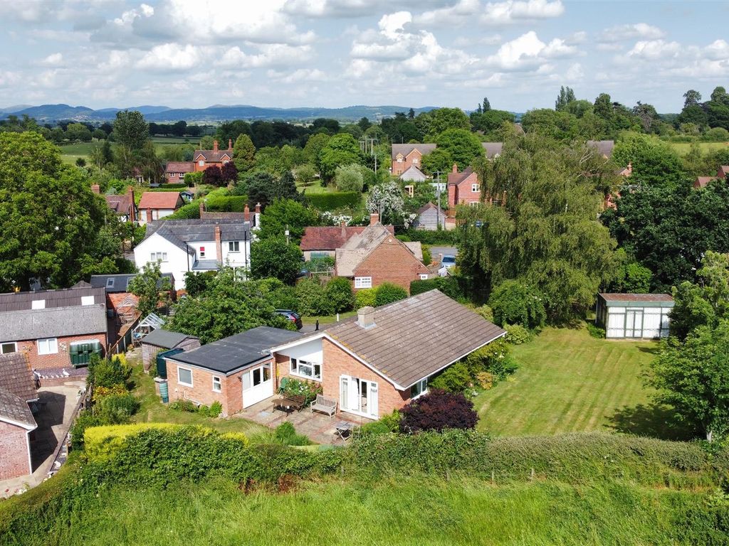 3 bed detached bungalow for sale in Much Marcle, Ledbury HR8 Zoopla