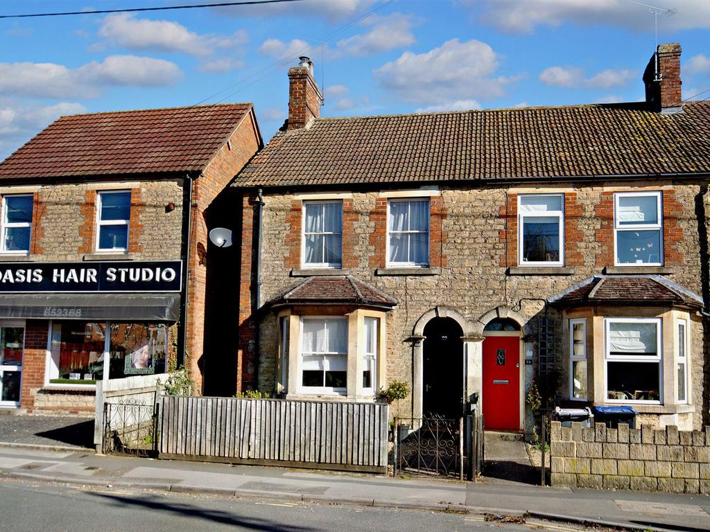 3 bed semidetached house for sale in Sheldon Road, Chippenham SN14