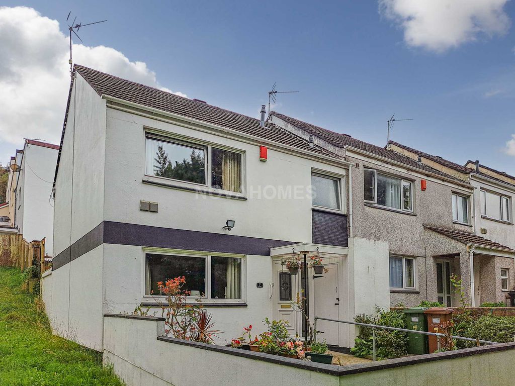 Wye Gardens, Deer Park PL3  