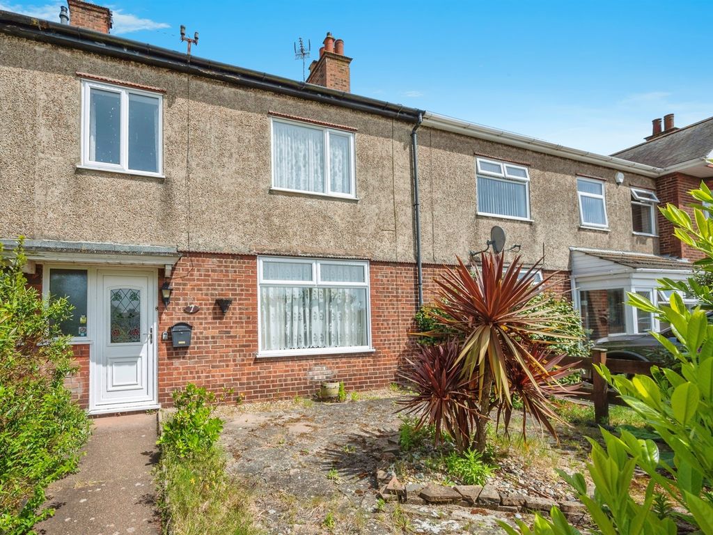 3 bed terraced house for sale in Fisher Avenue, Great Yarmouth NR30, £140,000 Zoopla