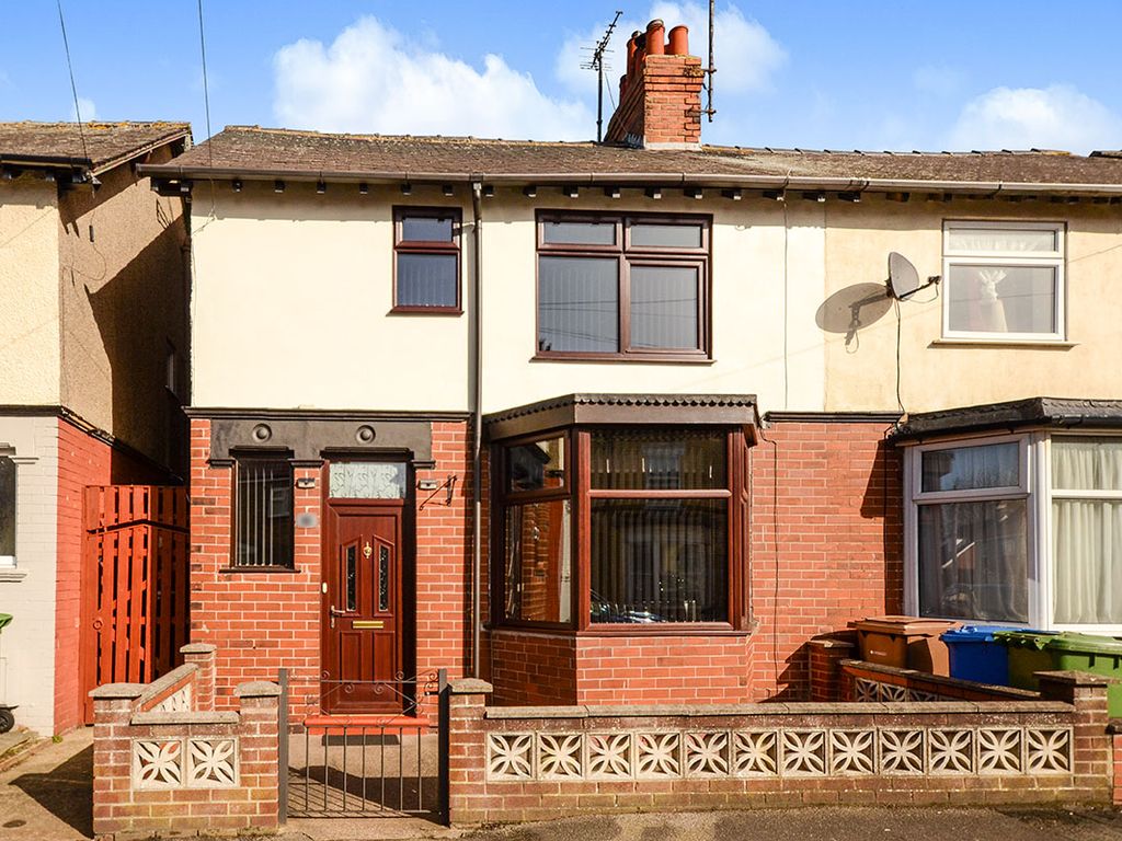 2 bed semidetached house for sale in Elma Avenue, Bridlington, East