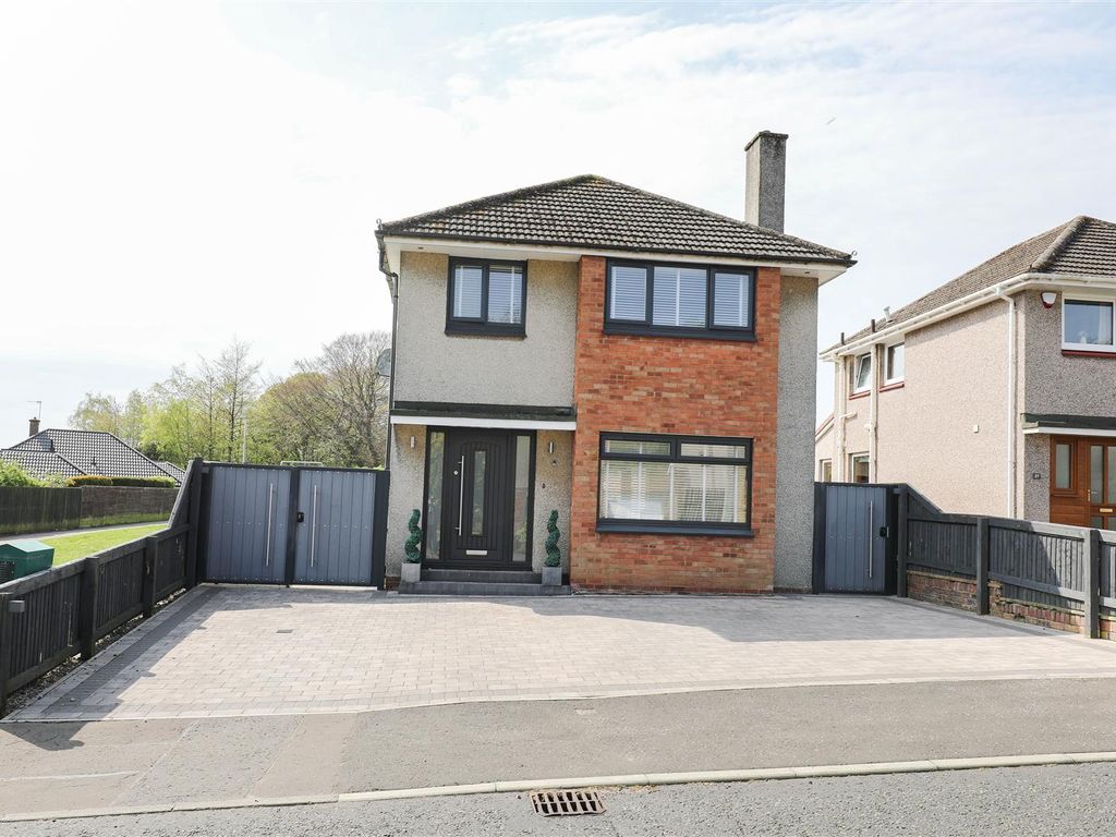 3 bed detached house for sale in Dalmahoy Crescent, Kirkcaldy KY2, £