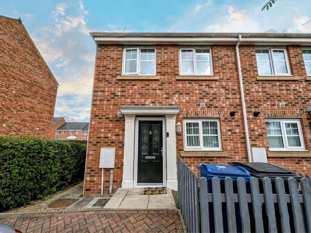 3 bed terraced house for sale in Palmer Walk, Jarrow NE32, £140,000