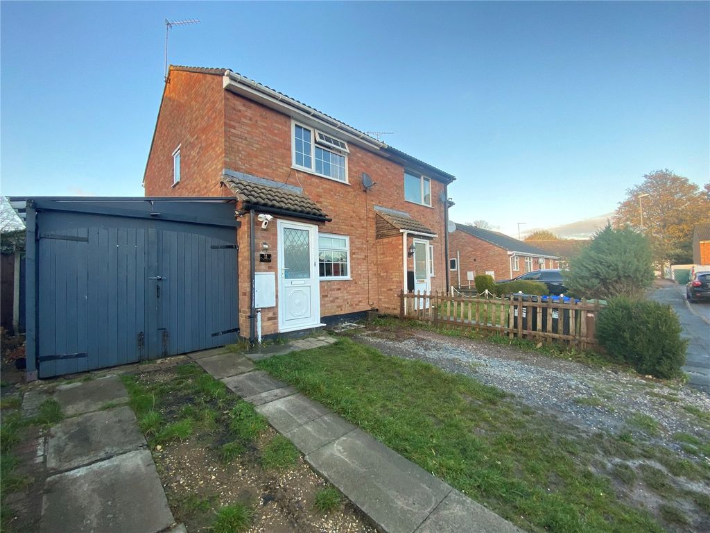 2 bed end terrace house for sale in St Catherines Close, Daventry