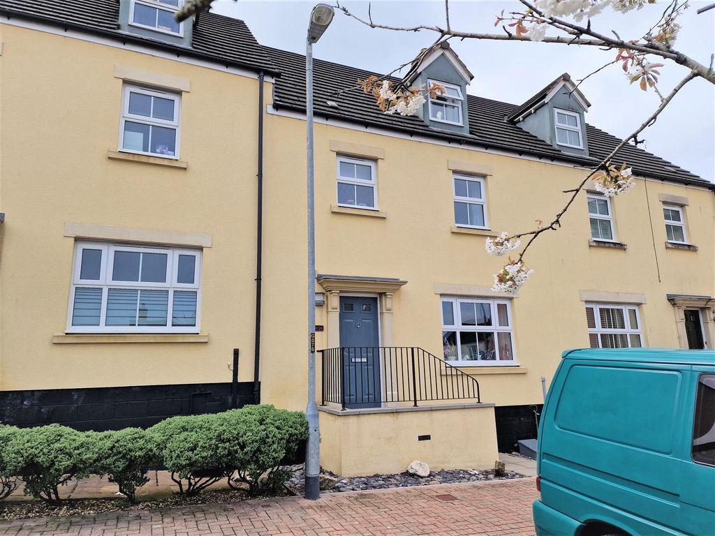 4 bed terraced house for sale in Honeysuckle Gardens, Launceston PL15