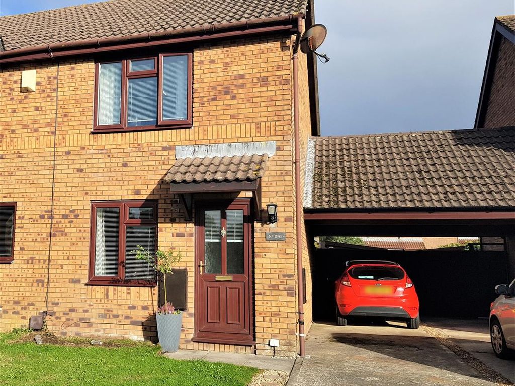 2 bed semidetached house for sale in Ffynon Y Maen, Pyle, Bridgend