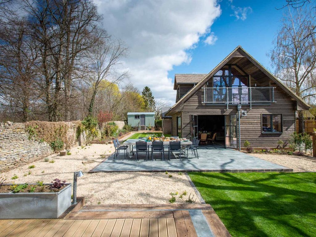 4 bed detached house for sale in The Homestead, Bladon, Woodstock