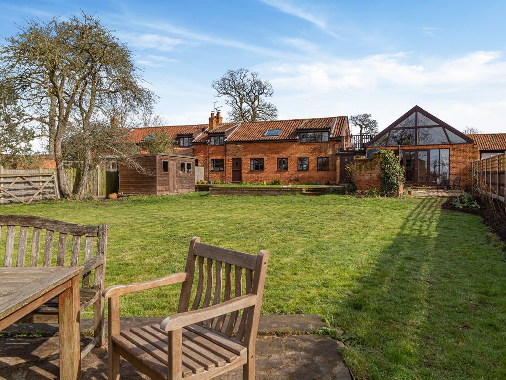 4 bed semidetached house for sale in Wood Lane, Burgh, Norwich