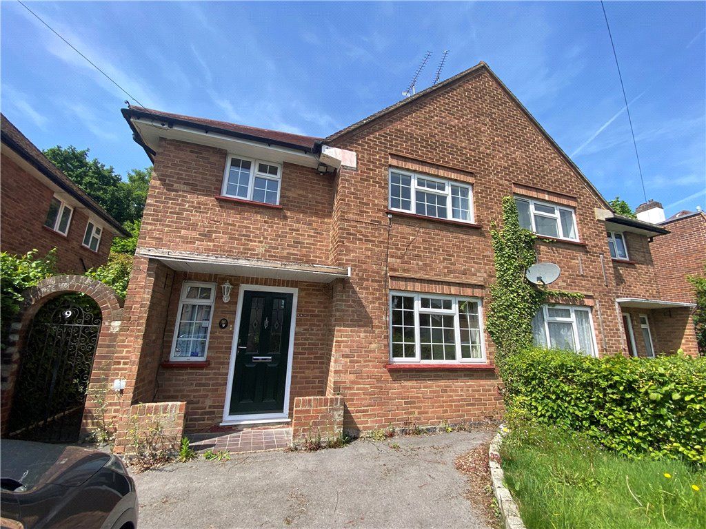 4 bed semidetached house to rent in Spring Rise, Egham, Surrey TW20