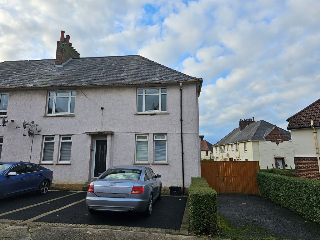 2 bed flat for sale in Turnberry Drive, Kilmarnock KA1, £40,000 Zoopla