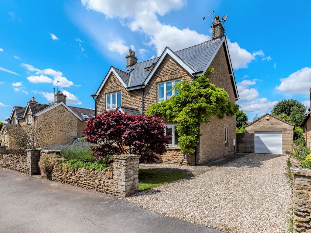 4 bed detached house for sale in Tetbury, Gloucestershire GL8 Zoopla