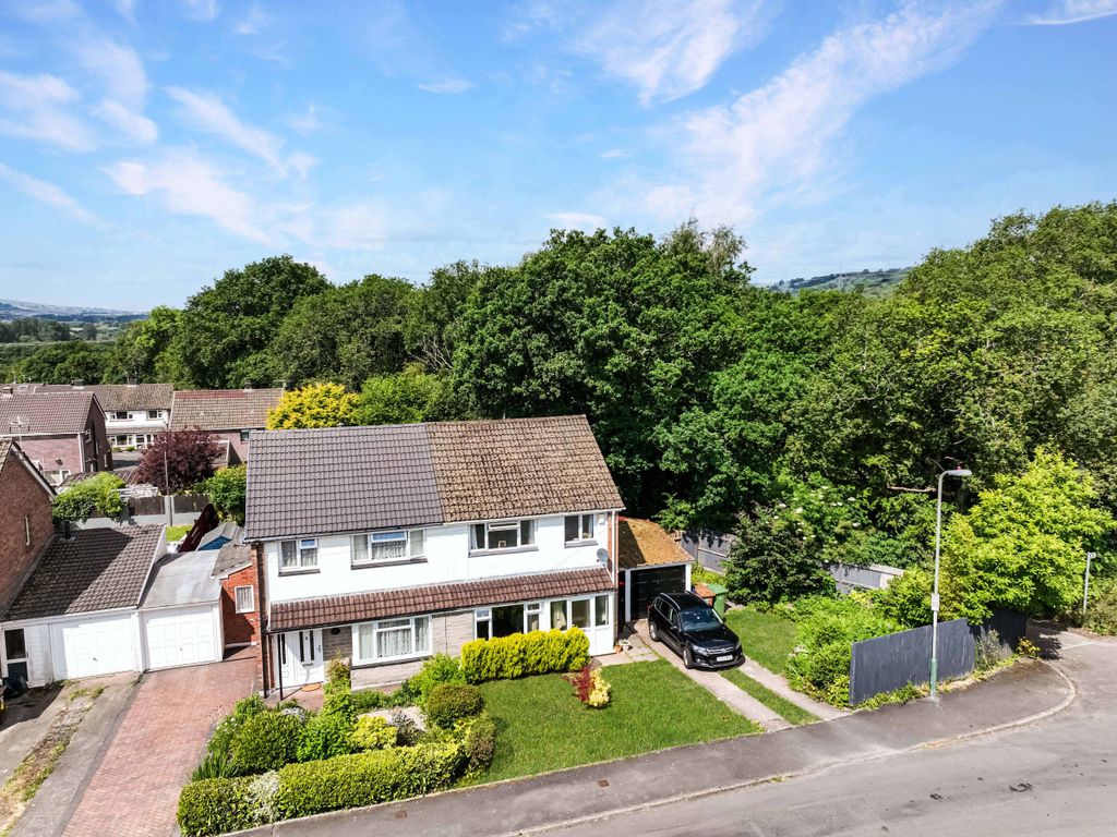 3 bed semidetached house for sale in Ridgeway, Machen, Caerphilly CF83