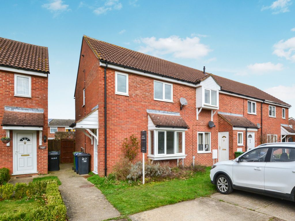 3 bed end terrace house for sale in Cumberland Way, Eynesbury, St