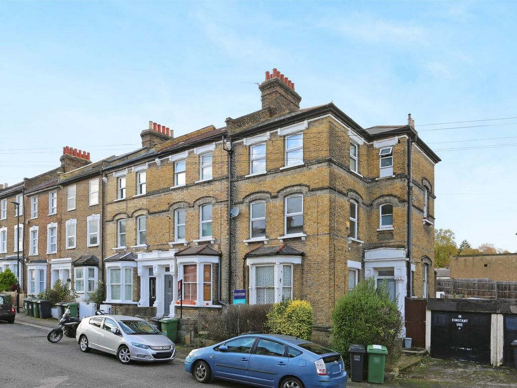 1 bed flat for sale in Fransfield Grove, London SE26, £250,000 Zoopla