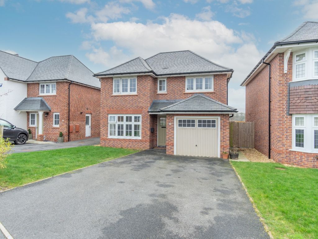 4 bed detached house for sale in Bron Gwynedd, Penrhosgarnedd, Bangor