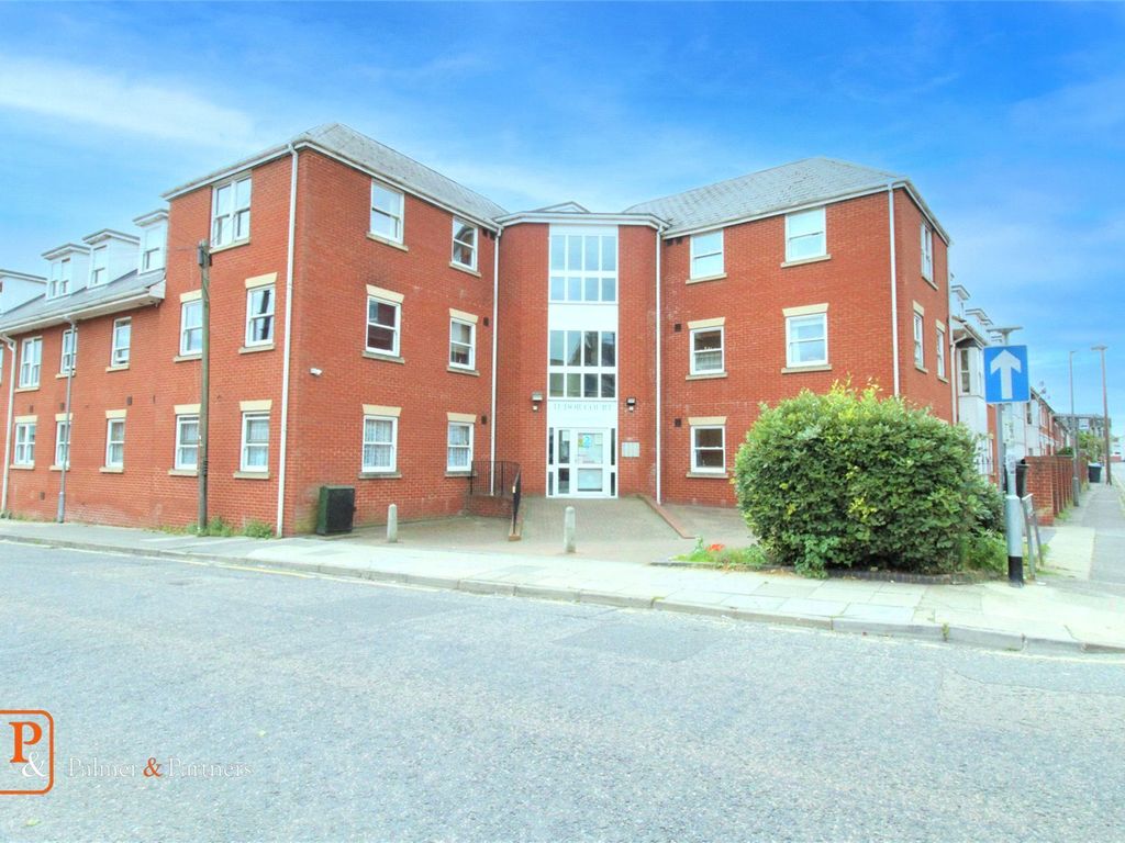 1 bed flat to rent in Tudor Court, Christchurch Street, Ipswich, Suffolk IP4, £625 pcm Zoopla